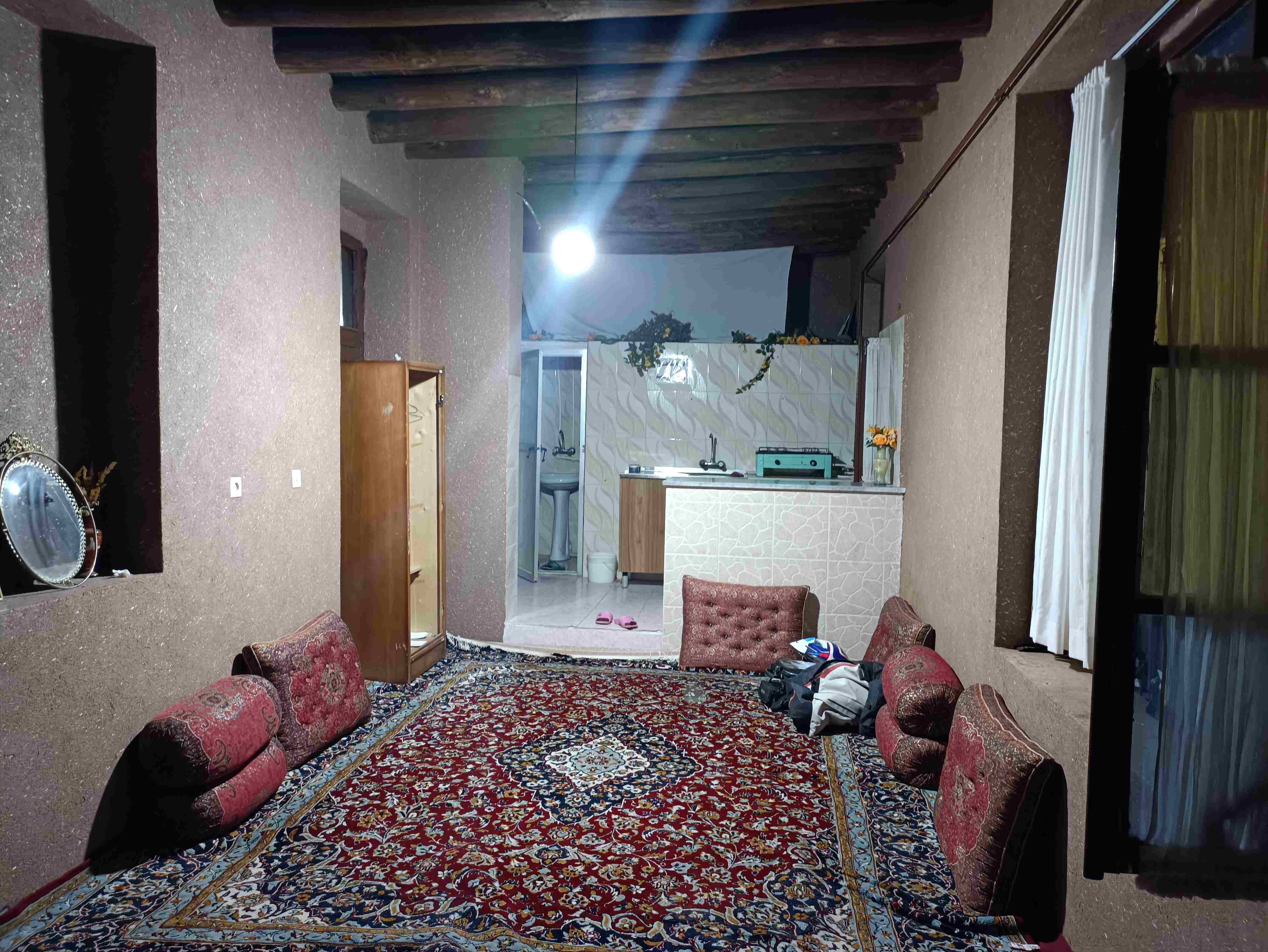 تصویر بومگردی شکوفه گیلاس