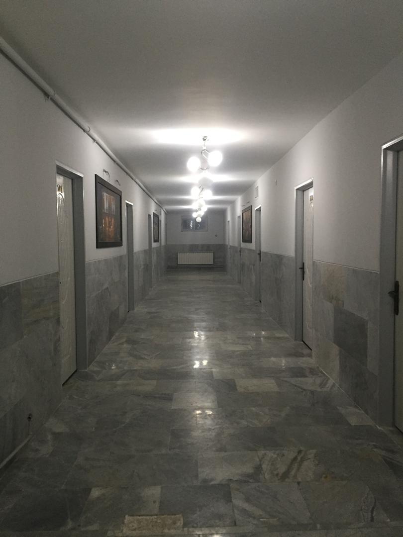 تصویر مهمانپذیر ولیعصر