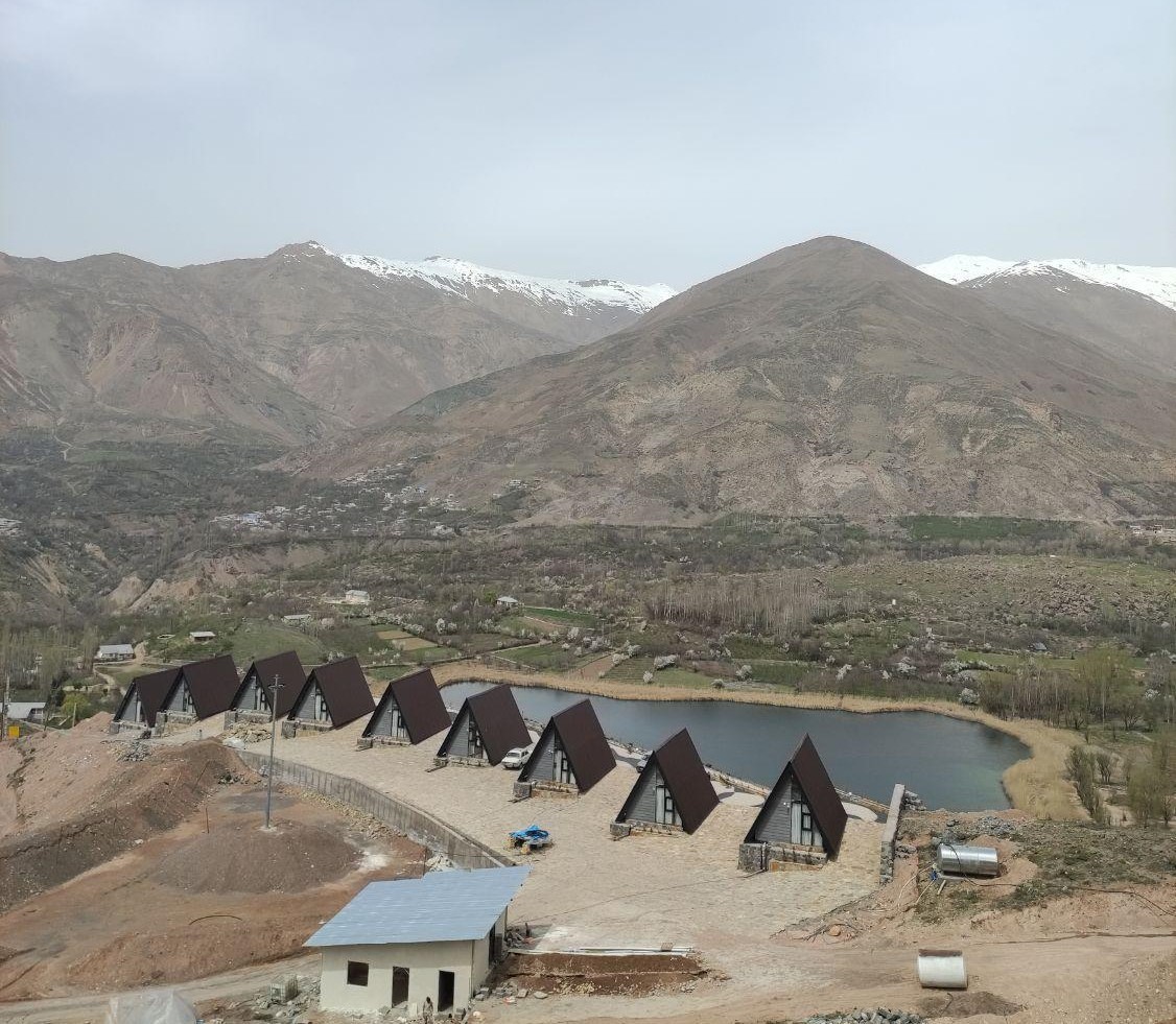 تصویر قوی سفید اوان