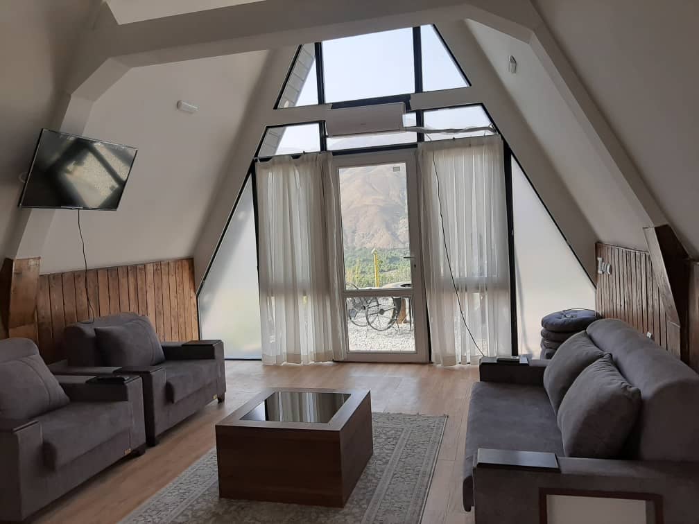 تصویر قوی سفید اوان