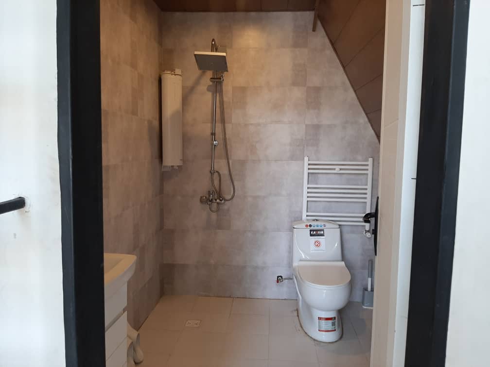 تصویر قوی سفید اوان