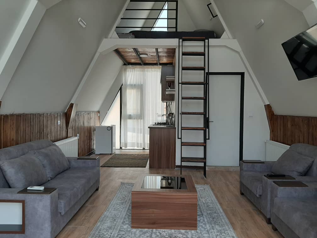 تصویر قوی سفید اوان